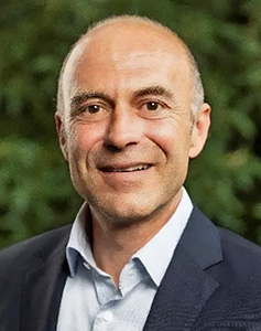 selectION Stephan Weidinger, MD, PhD