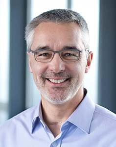 selectION Ulrich Mrowietz, MD